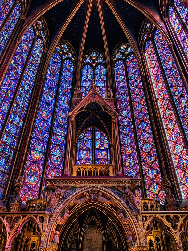 Inside St Chapelle Paris 