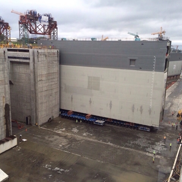 Installation of ten-story tall lock gates for the new Panama Canal xPost MachinePorn 