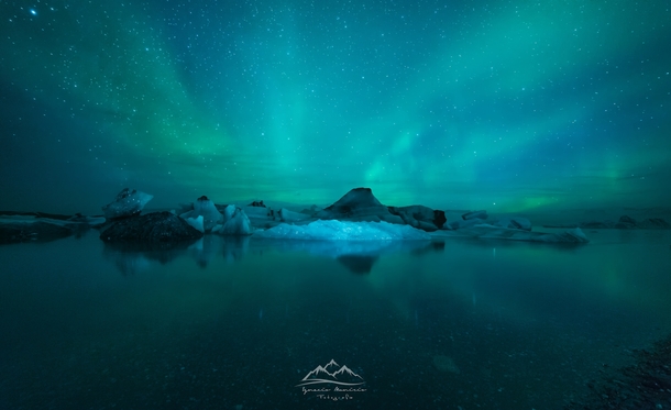 Jkulsrln Iceland at night  by Ignacio Municio 