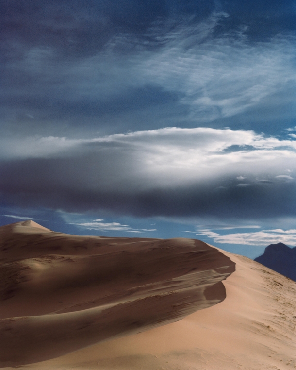 Kelso Dunes  Mojave Desert x Ektar   x film