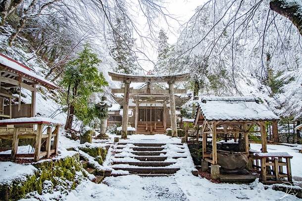 Kifune shrine in Sakyo-ku Kyoto Photo by Usadanu