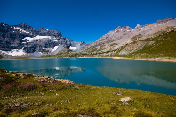 Lac de Salanfe Valais Switzerland - A deserved lunchbreak in front of this paradise  OC