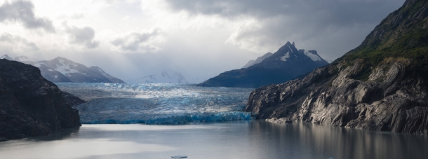 Lago Grey and Glacier 