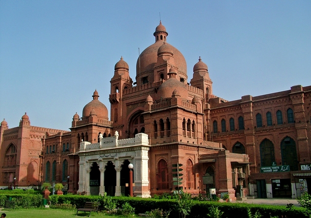 Lahore Museum Pakistan constructed in  