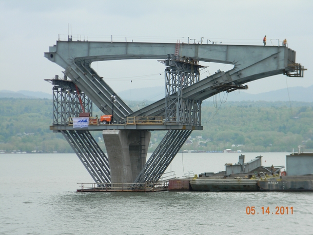lake-champlain-bridge-construction-photorator