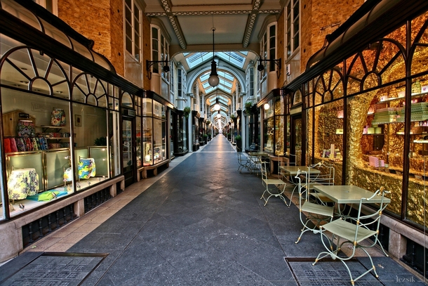 London shopping arcade 