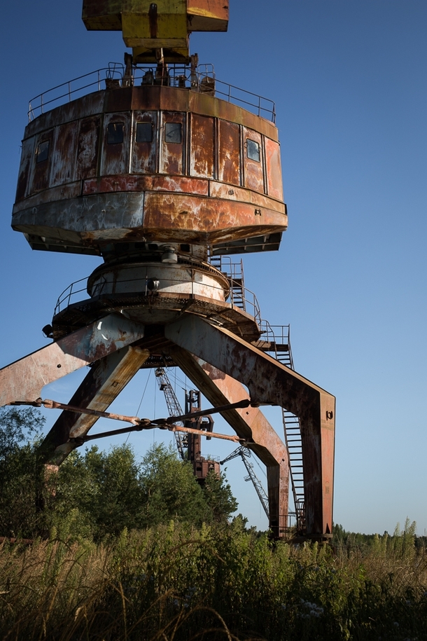 Long motionless crane near Pripyat  by BOST