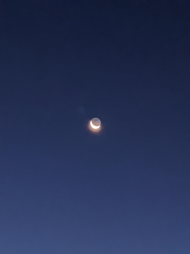 Lunar Snapshot with Pixel 