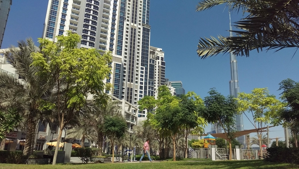 Lunchtime in Business Bay Dubai -  Taken on HTC M