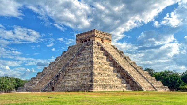 Mayan Pyramid of Kukulcan El Castillo in Chichen Itza Mexico