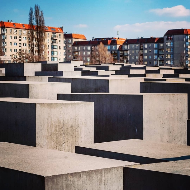 Memorial to the murdered Jews of Europe Berlin - Eisenman Architects 