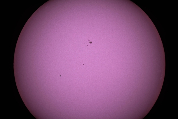Merkur in front of the Sun 