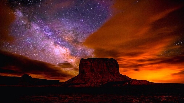 Milky Way Over Monument Valley Gavin Heffernan 