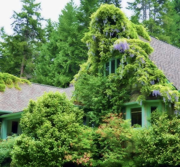 Milner House Qualicum Vancouver Island OC
