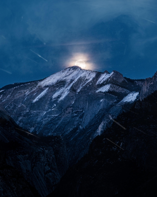 Moonrise at Artist Point Yosemite 