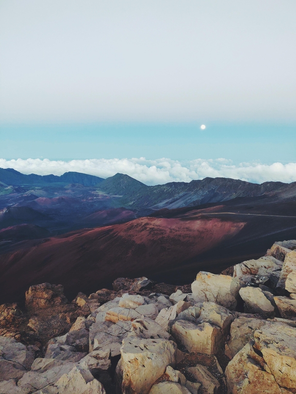 Moonrise at the Haleakala Crater   x