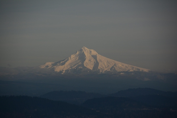 Mount Hood Oregon Pittock Mansion viewpoint January     x 