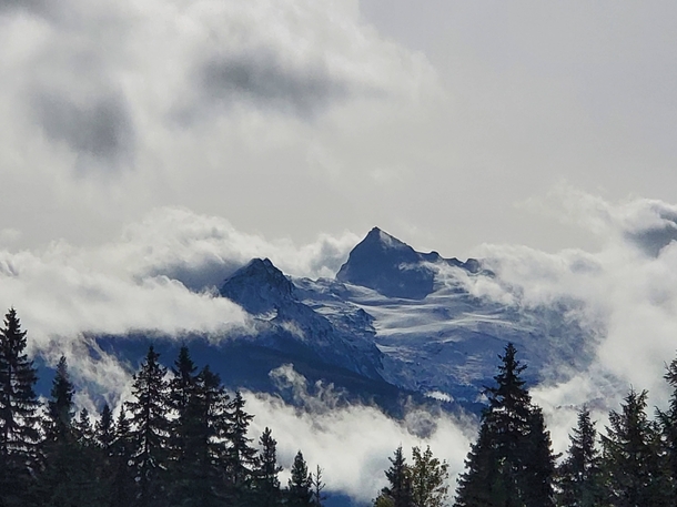 Mountain peaks peaking by Valemount BC  OC
