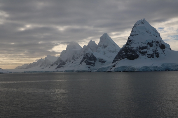 Mountains along the Antarctic Peninsula 