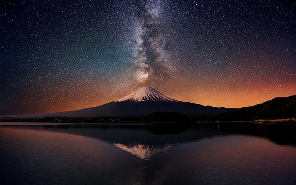 Mt Fuji touching the Milky Way 