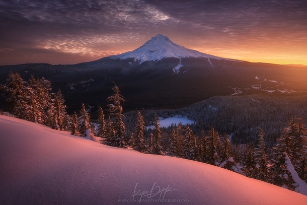 Mt Hood Oregon at sunrise  photo by Ryan Dyar