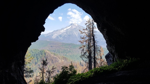 Mt Jefferson from the mouth of Boca Cave 
