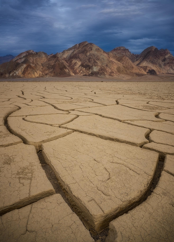 Mud cracks in Death Valley 
