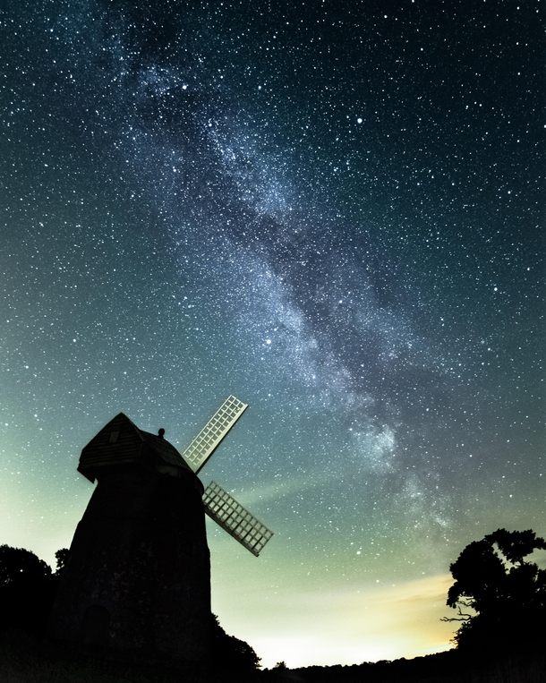 My first time capturing the Milkyway at Tysoe Windmill Warwickshire UK 