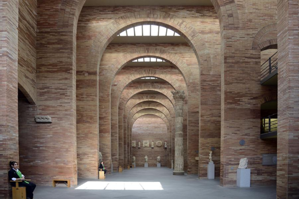 National Museum of Roman Art is a work by Spanish architect Rafael Moneo Located in Mrida Spain it was unveiled in  and recreates the great buildings of the late Roman age such as the thermae of Dioclitatianus of Rome or the mausoleum of Gordianus in Thes
