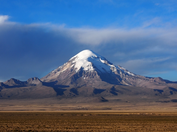 Nevado Sajama amp Sajama pueblito Bolivia 