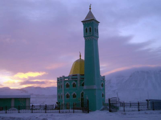 Nord Kamal Mosque The northernmost mosque in the world Norilsk Russia
