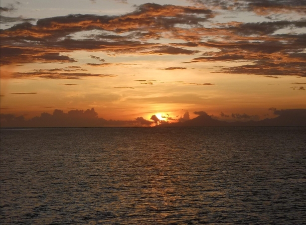 One beautiful sunset in my island of tahiti french polynesia