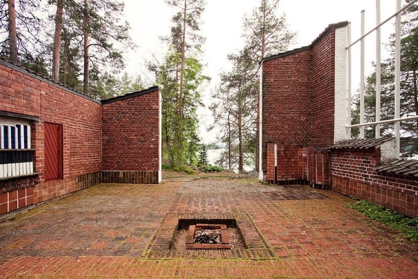 One of my favorite Aalto works where he played with brick laying techniques and other ceramic elements on the exterior walls Muuratsalo Experimental House built in  Id suggest looking at more images of the structure to get a gauge for its beauty as a whol