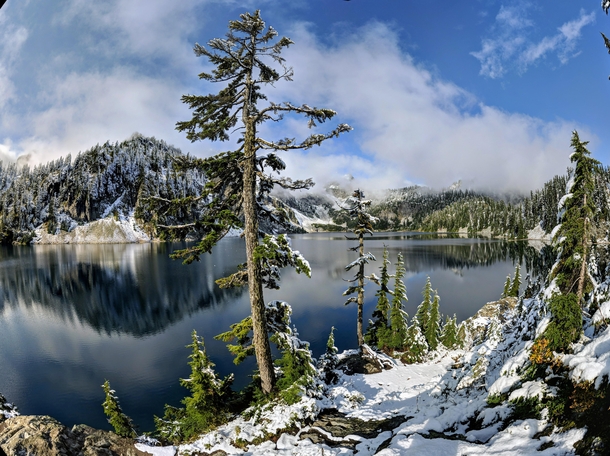 One of the first snow falls of the year  Snow Lake Washington 