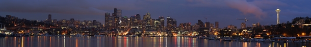 Panorama of Downtown Seattle taken this evening from Gasworks Park 