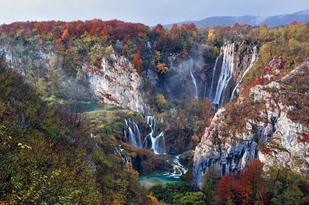 Plitvice Lakes in autumn by Vedrana Tafra 