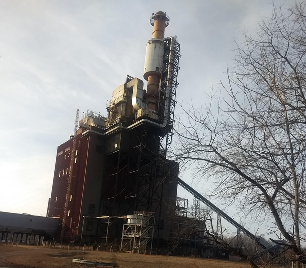 Powerplant thats been abandoned for at least  years- Williamsport Maryland 