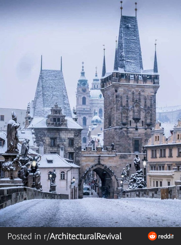 Praha Karlv most when it used to snow 