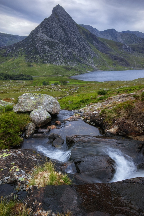 Probably my favourite view of Britains favourite peak Tryfan Ogwen valley Snowdonia Wales 