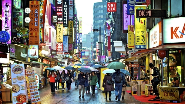 Rainy street scene in Incheon Metropolitan City South Korea  x-post from rStreetPorn