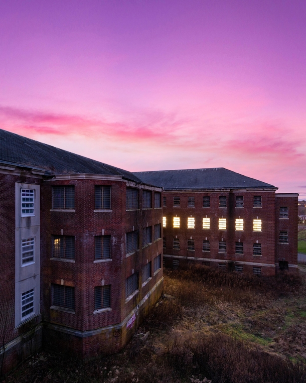Rare opportunity I experienced powering up a abandoned psychiatric hospital at sunset