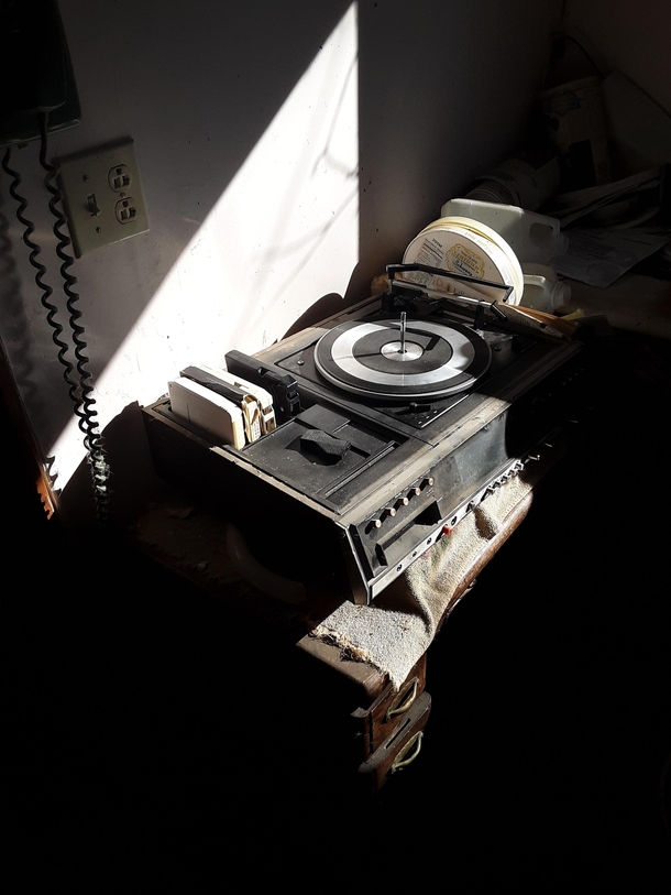 Record player found in the same kitchen