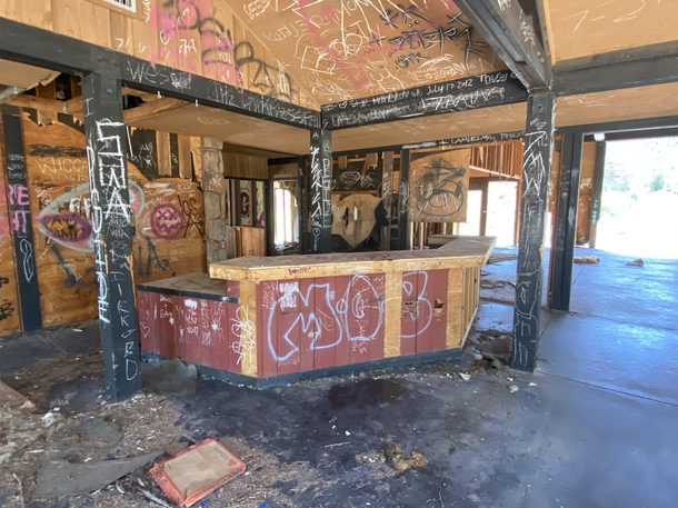 Restaurant abandoned in the late s Seneca located in the San Carlos Reservation in Arizona