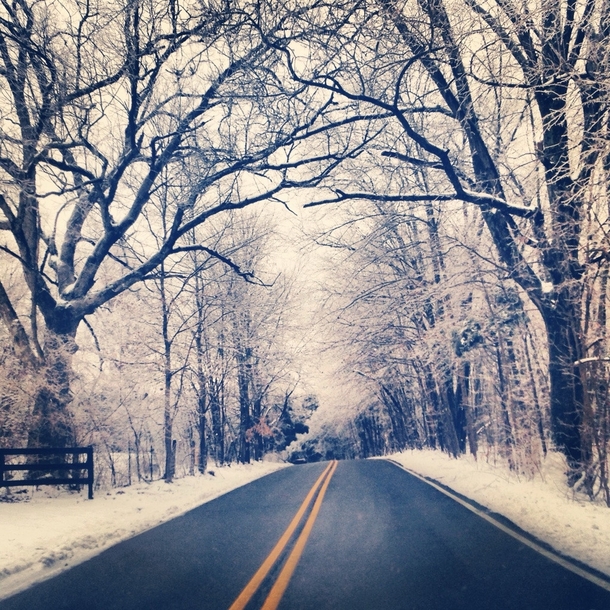Road in Kentucky after an icesnow storm 