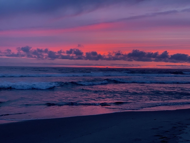 Rockaway Beach OR talk about a cotton candy sky