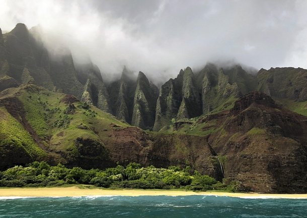 Rough seas made this a tough pic to take but it was a magical sight Kauai Hawaii 