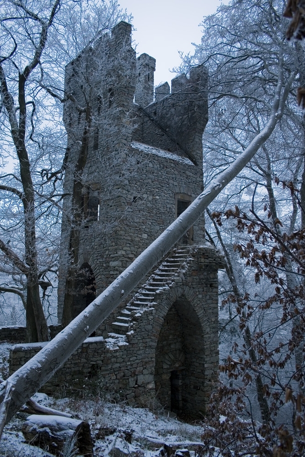 Ruins of Castle Karlsburg nearby Rheinbllen Germany By MrDevlin on flickr 