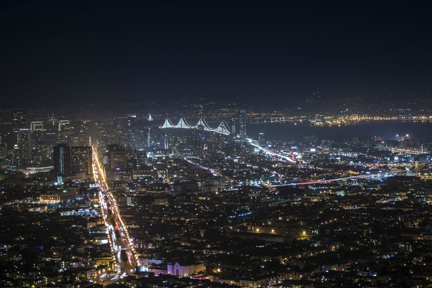San Francisco at night - from Twin peaks - Photorator