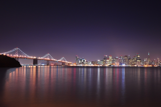 San Francisco Skyline Photo credit to Davide Ragusa