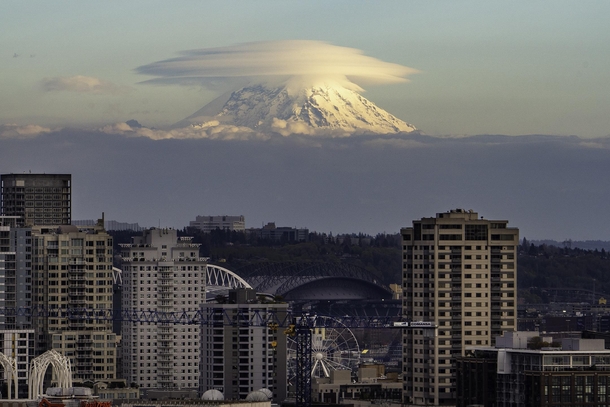 Seattle WA and Mt Rainier wearing a lovely hat